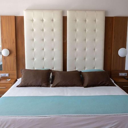 Hotel Ciudad De Ponferrada Buitenkant foto
