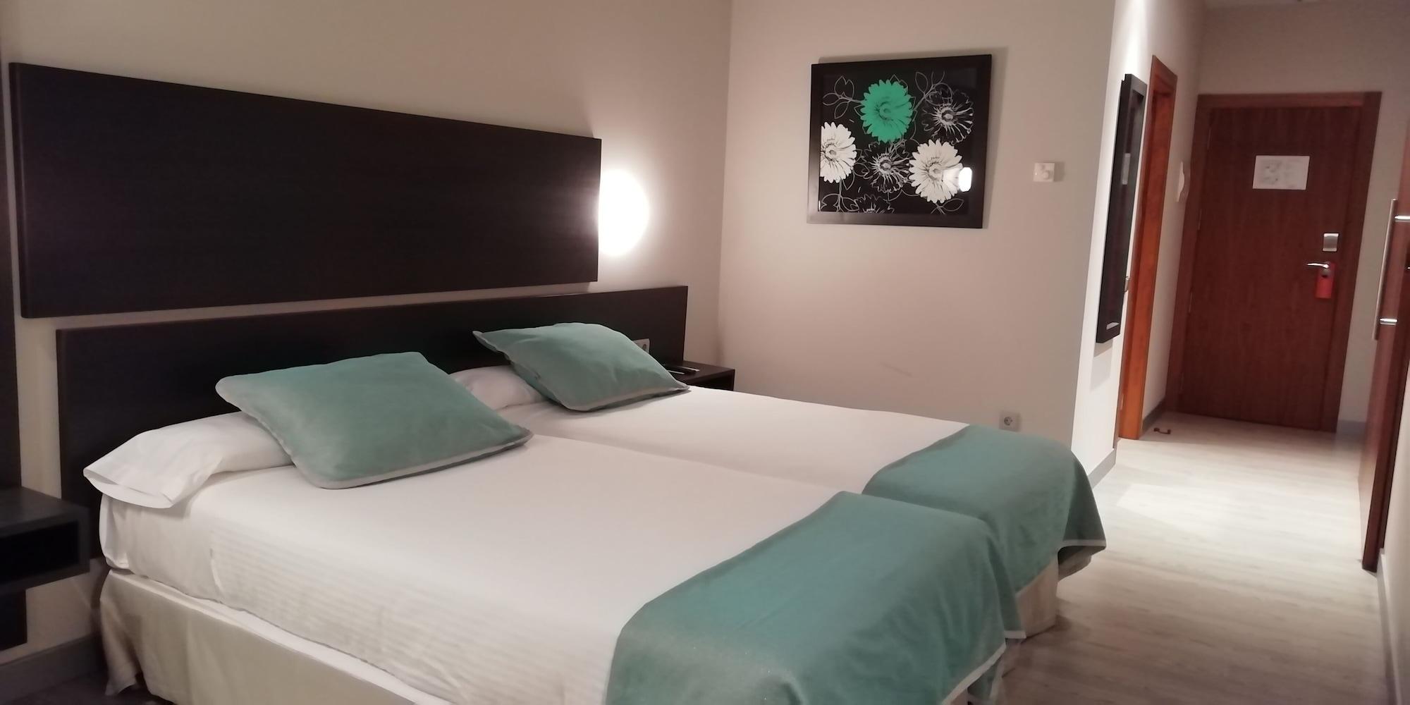 Hotel Ciudad De Ponferrada Buitenkant foto