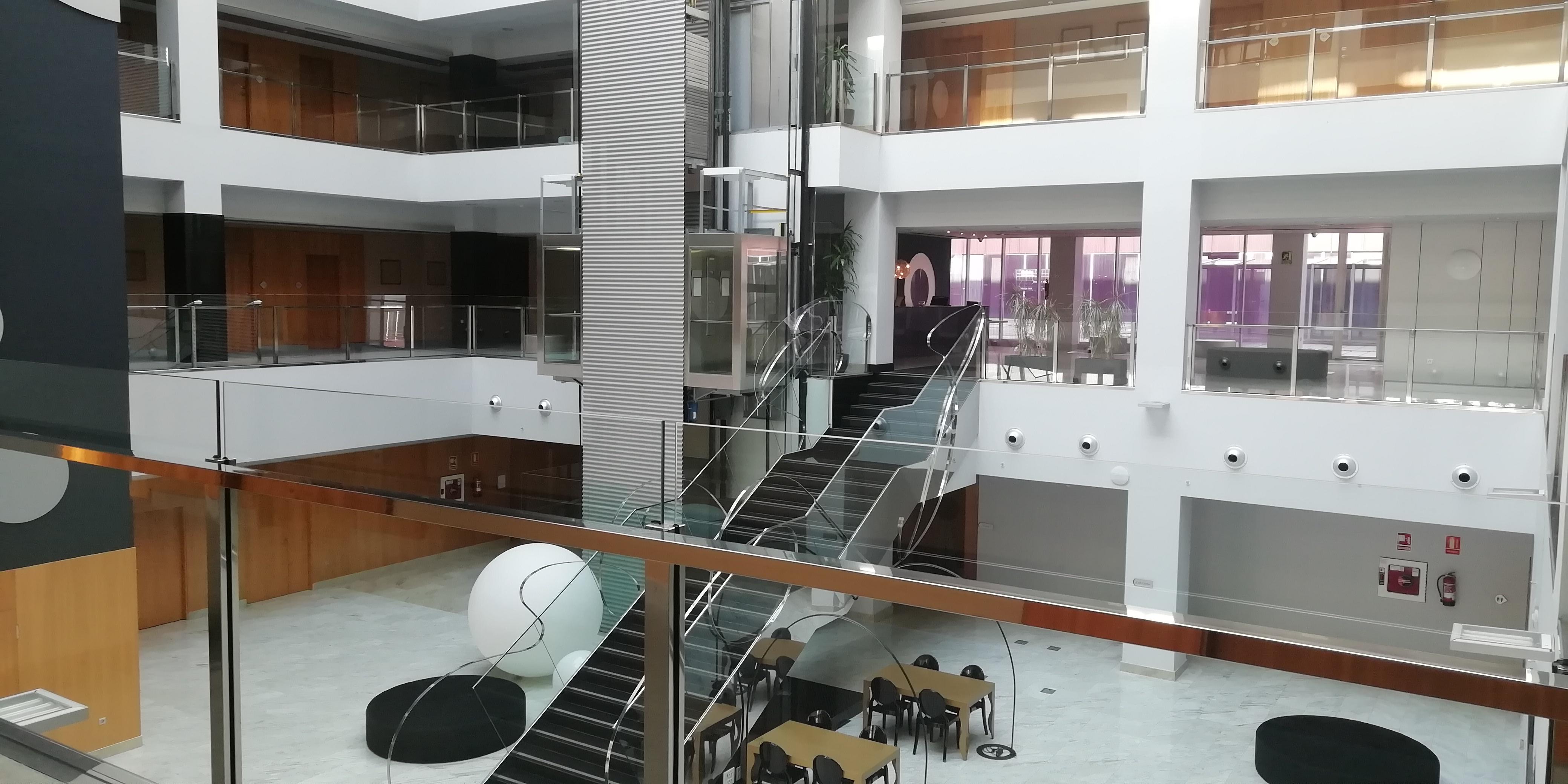Hotel Ciudad De Ponferrada Buitenkant foto