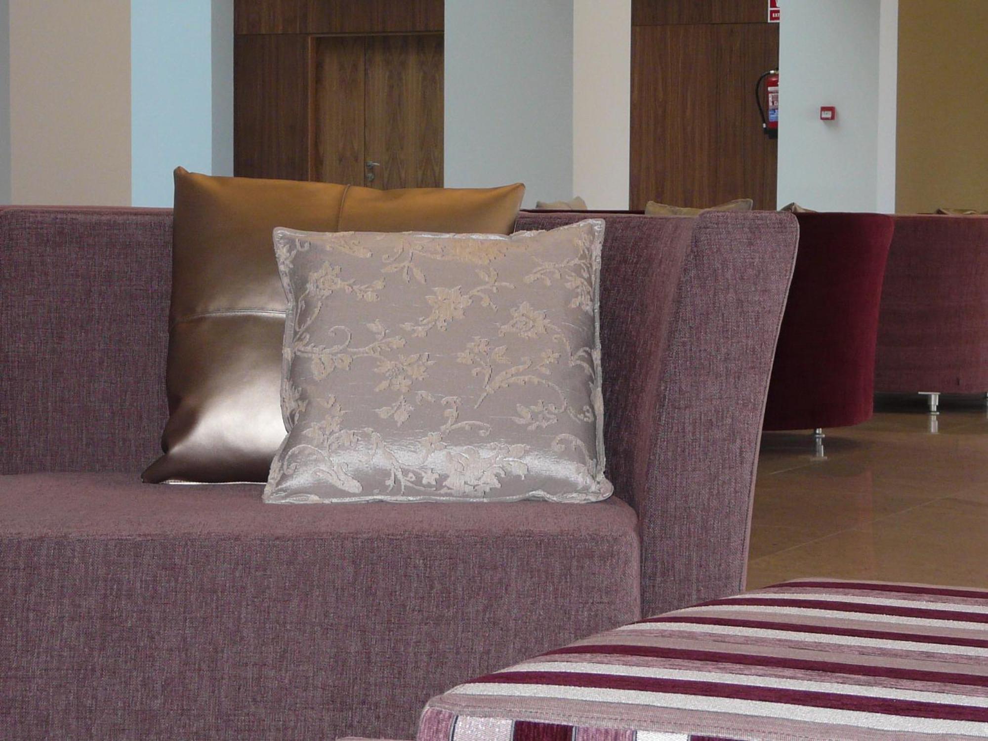 Hotel Ciudad De Ponferrada Buitenkant foto