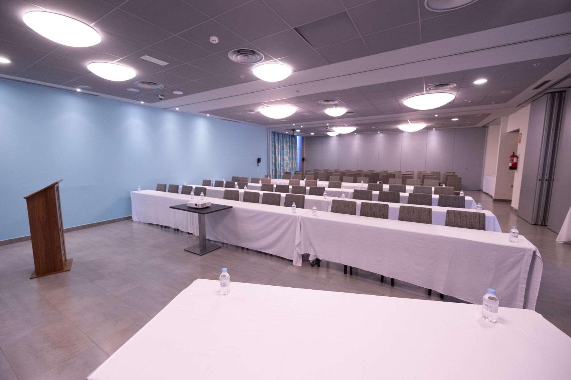 Hotel Ciudad De Ponferrada Buitenkant foto